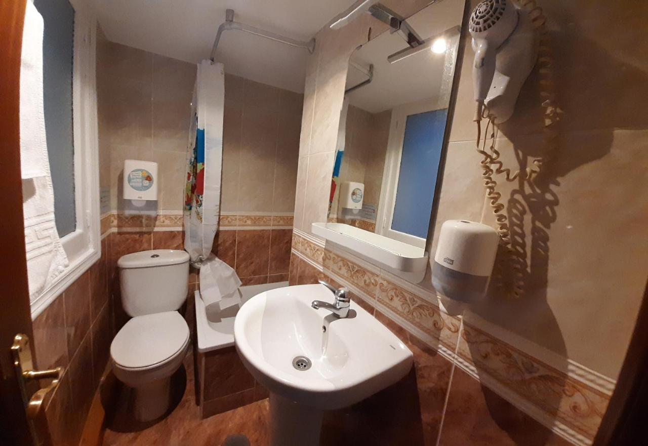 Hostal Verdemar Gijón Exterior foto